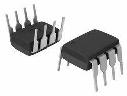 PMIC - przetwornica AC/DC, wyłącznik offline STMicroelectronics UC3844BN Przednia Sterownik częstotliwości Mini-8