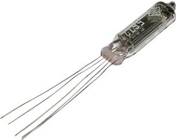 Lampa elektronowa 5672 = DL 652 5672 = DL 652 Ilość biegunów 5 Trzonek Miniaturowe Opis: Pentoda subminiaturowa
