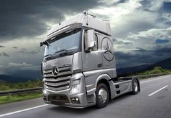 Modelu samochodu ciężarowego do sklejania Italeri Mercedes Benz Actros MP4 Gigaspace 510003905 1:24